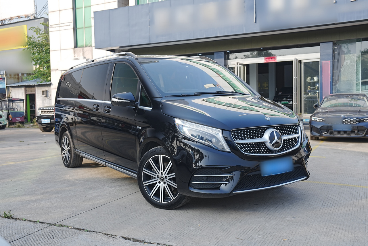 V-Class 2021 V 260 L Long Wheelbase Luxury photo 4