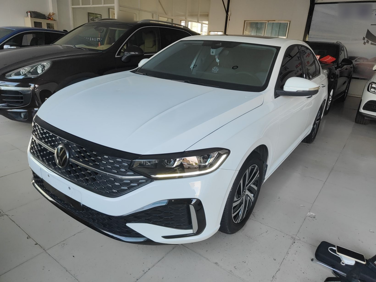 Lavida 2023 Facelift 1.5L AT
