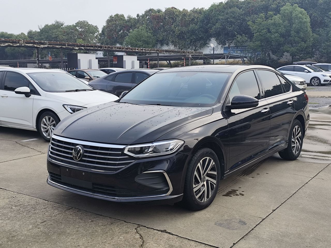 Lavida 2023 1.5L AT