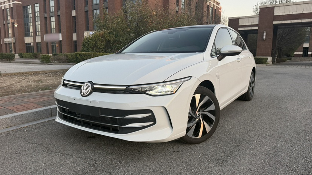 Golf 2025 300TSI Pro