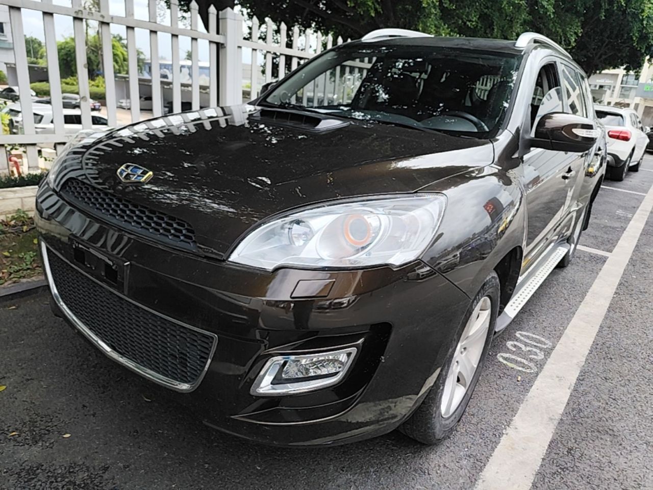 SUV 2014 2.4L AT RWD Exclusive