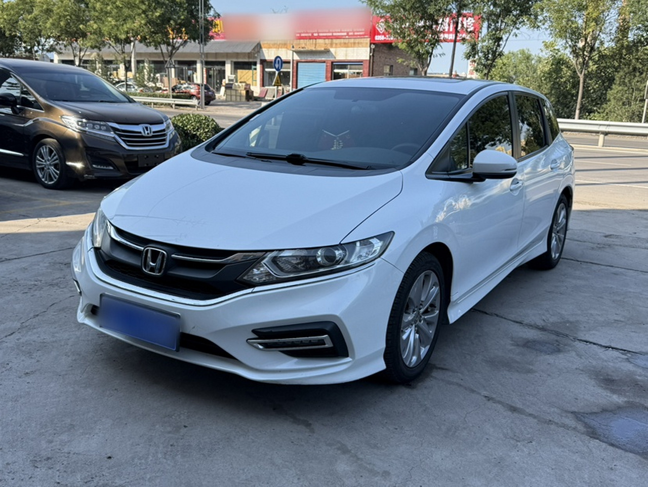 Jade 2017 1.8L AT Comfort 5-Seater