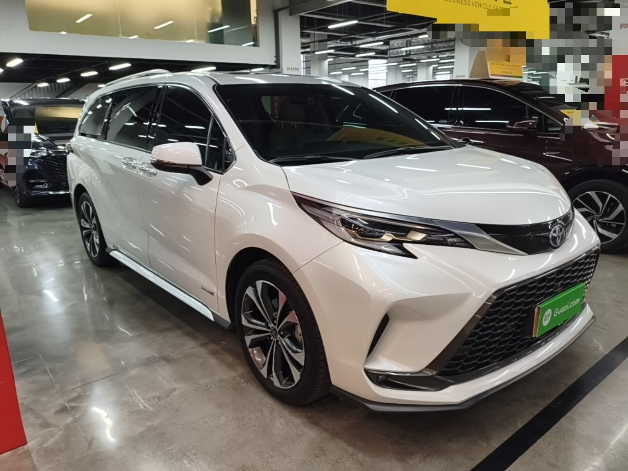 Granvia 2023 2.5L Hybrid Premium PLUS photo 5