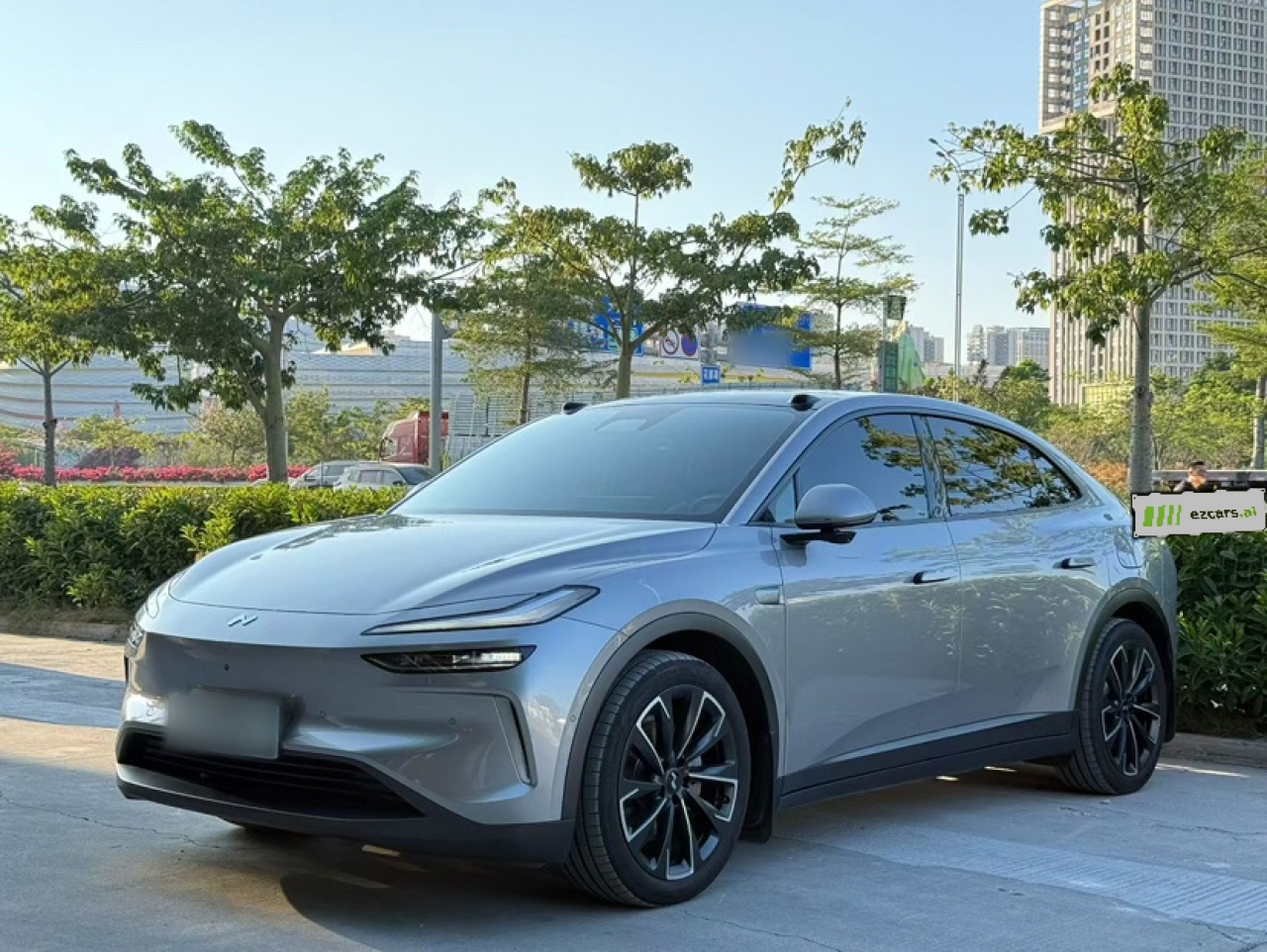 L60 2024 60kWh RWD