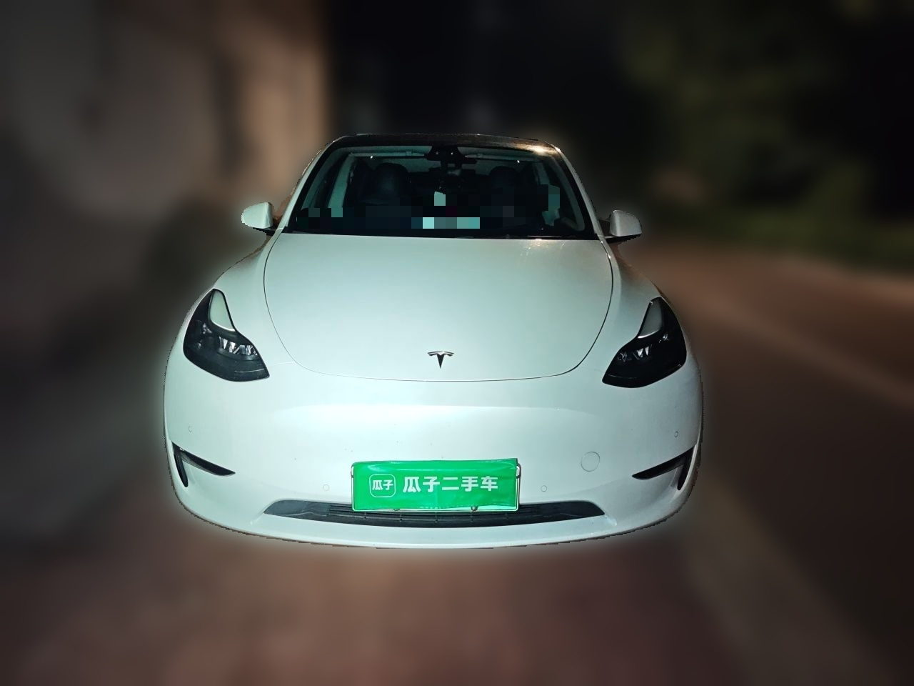 Model Y 2021 Long Range AWD photo 2