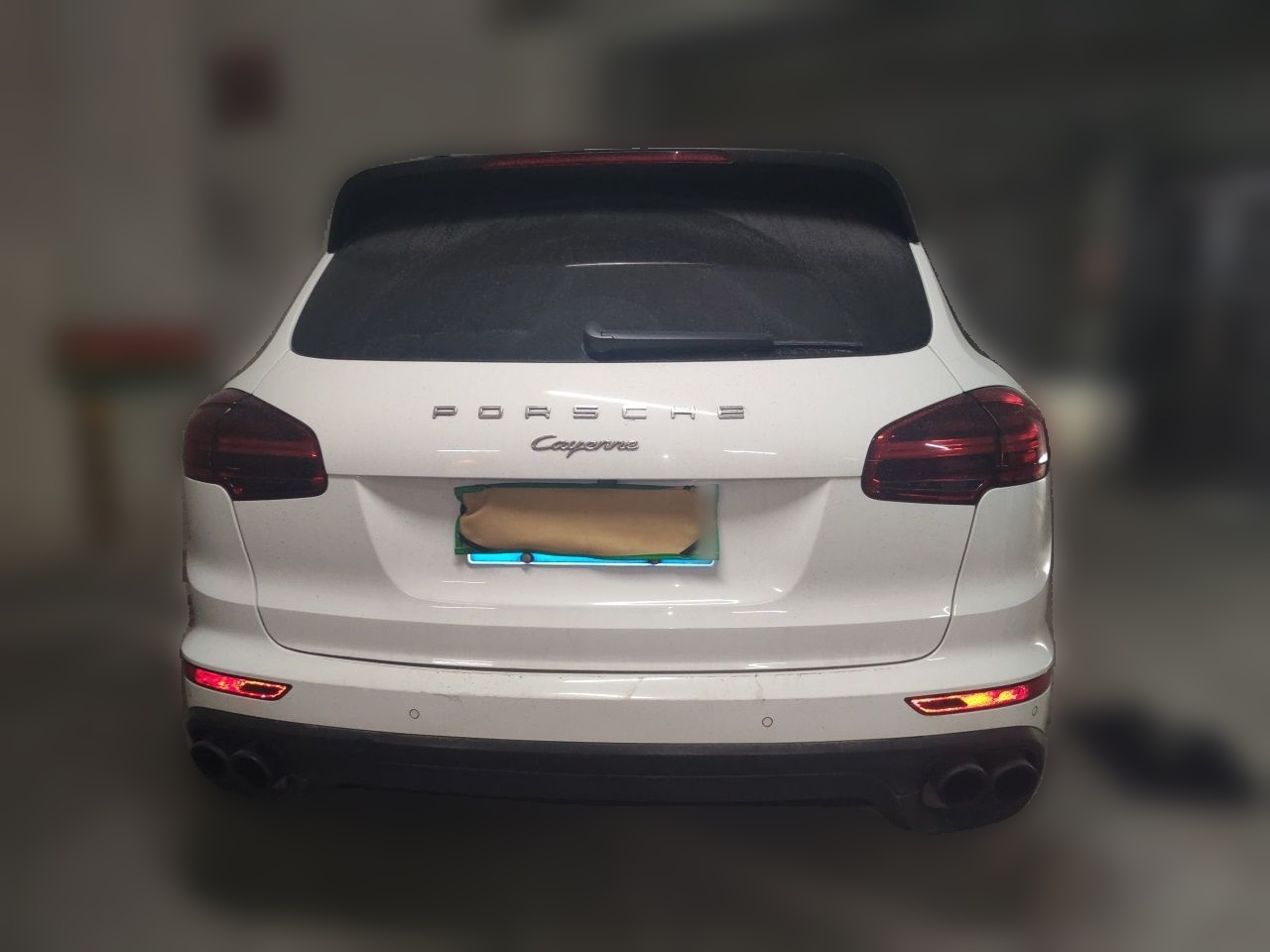 2016 Cayenne Platinum Edition 3.0T photo 5