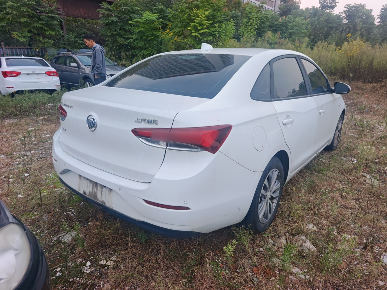 Excelle 2019 18T AT Elite China VI photo 5