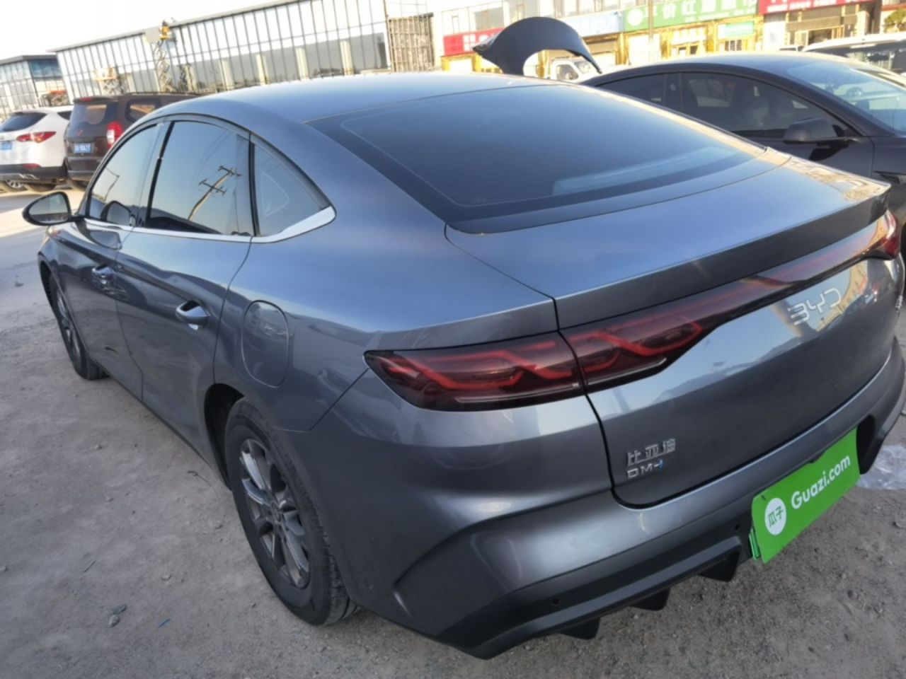 Qin L 2024 DM-i 80KM Leading photo 4