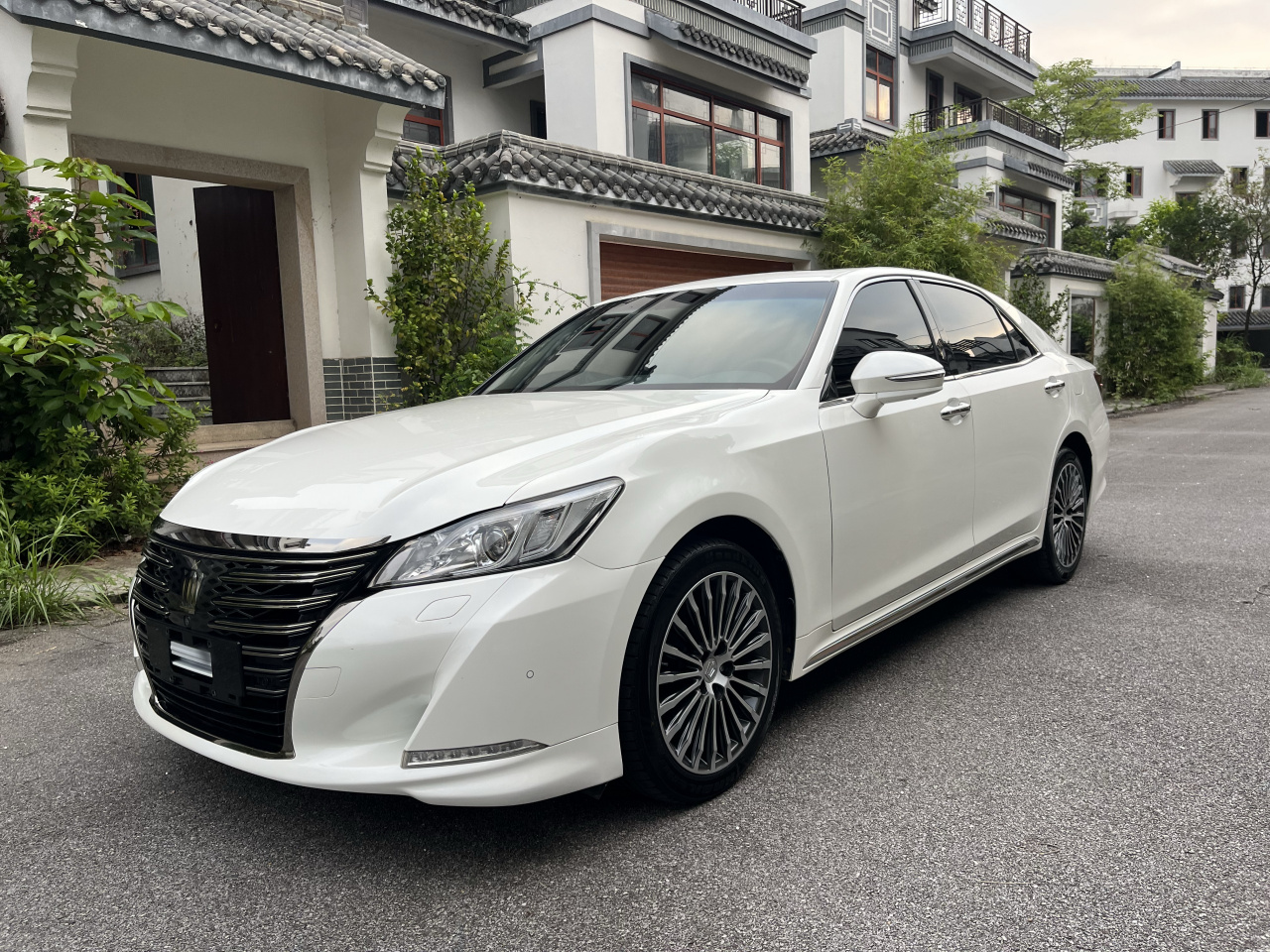 Crown 2018 2.0T Sport photo 4