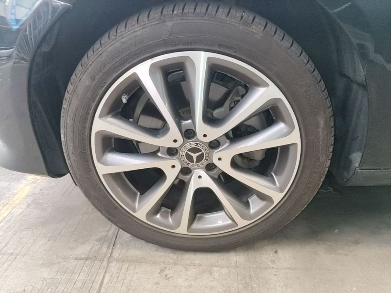 E-Class 2019 E 260 L 4MATIC photo 3