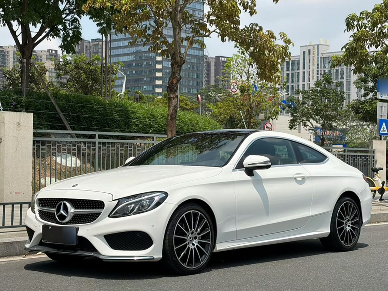 C-Class Imported 2018 C 200 4MATIC Coupe