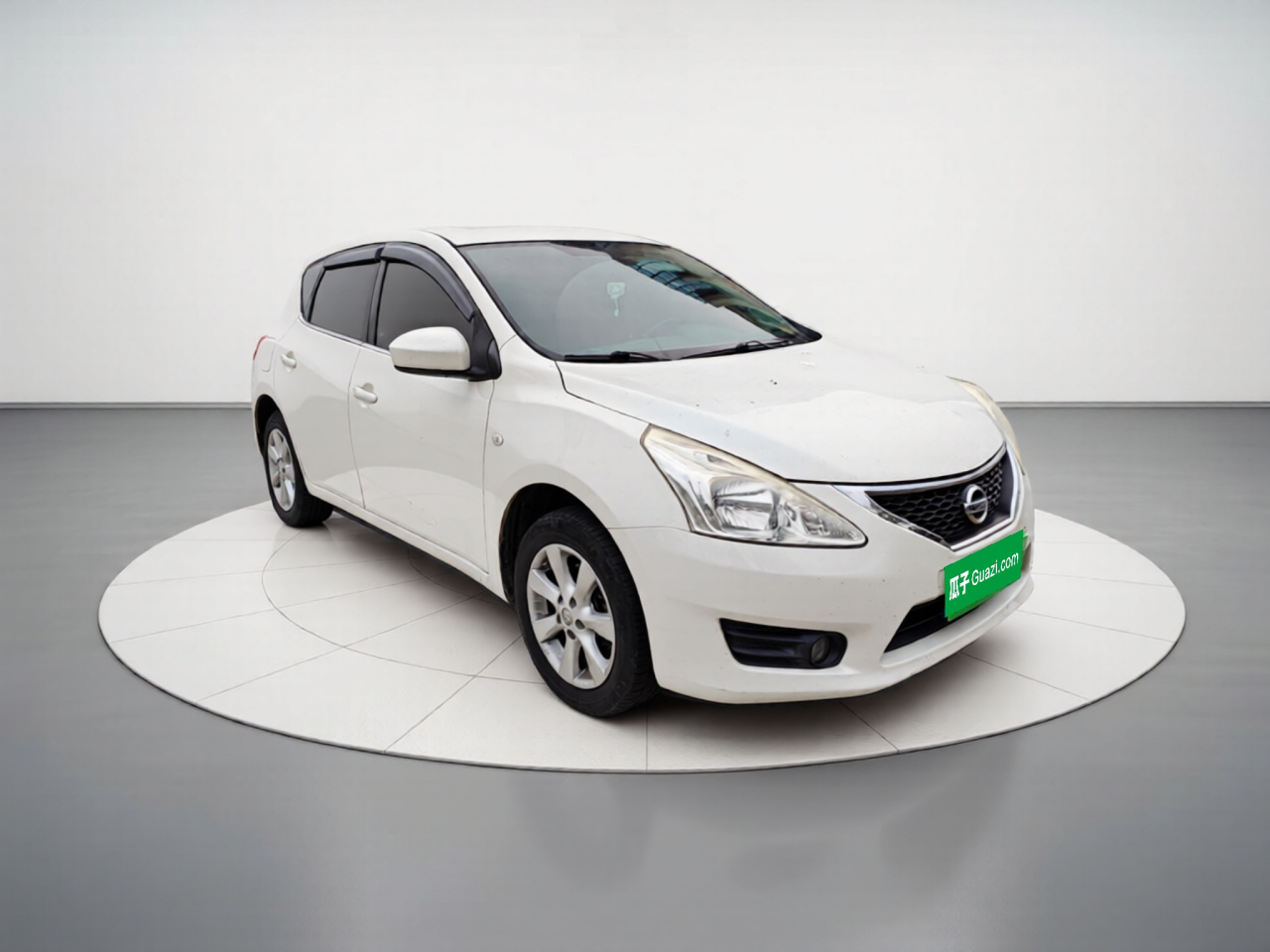Tiida 2014 1.6L CVT Smart photo 3