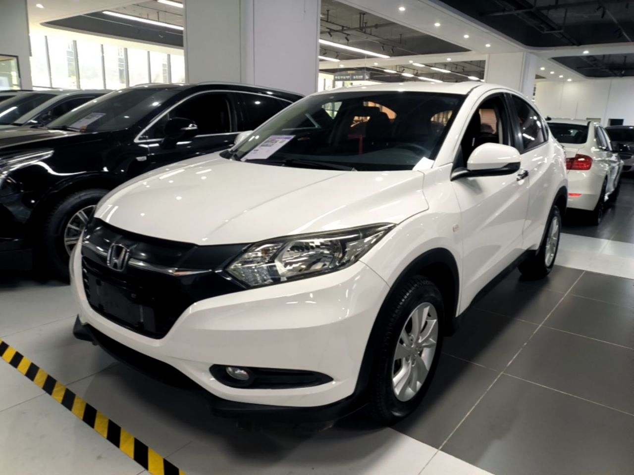 Vezel 2017 1.5L CVT RWD Comfort