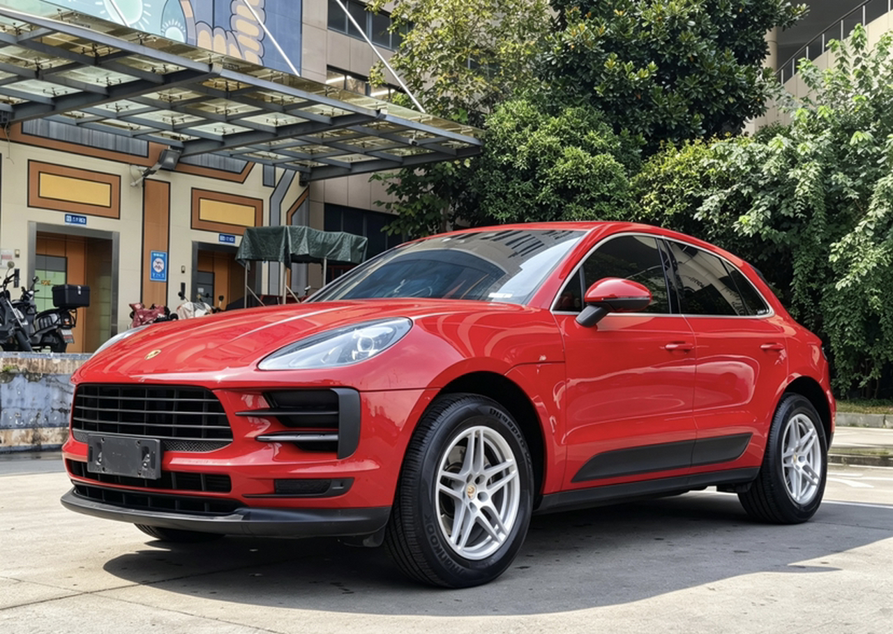2018 Macan 2.0T