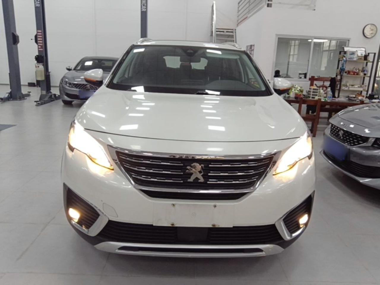5008 2017 380THP 7-Seater Elite photo 2