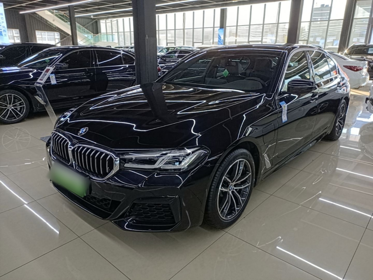 5 Series EV 2021 535Le Pioneer M Sport Package