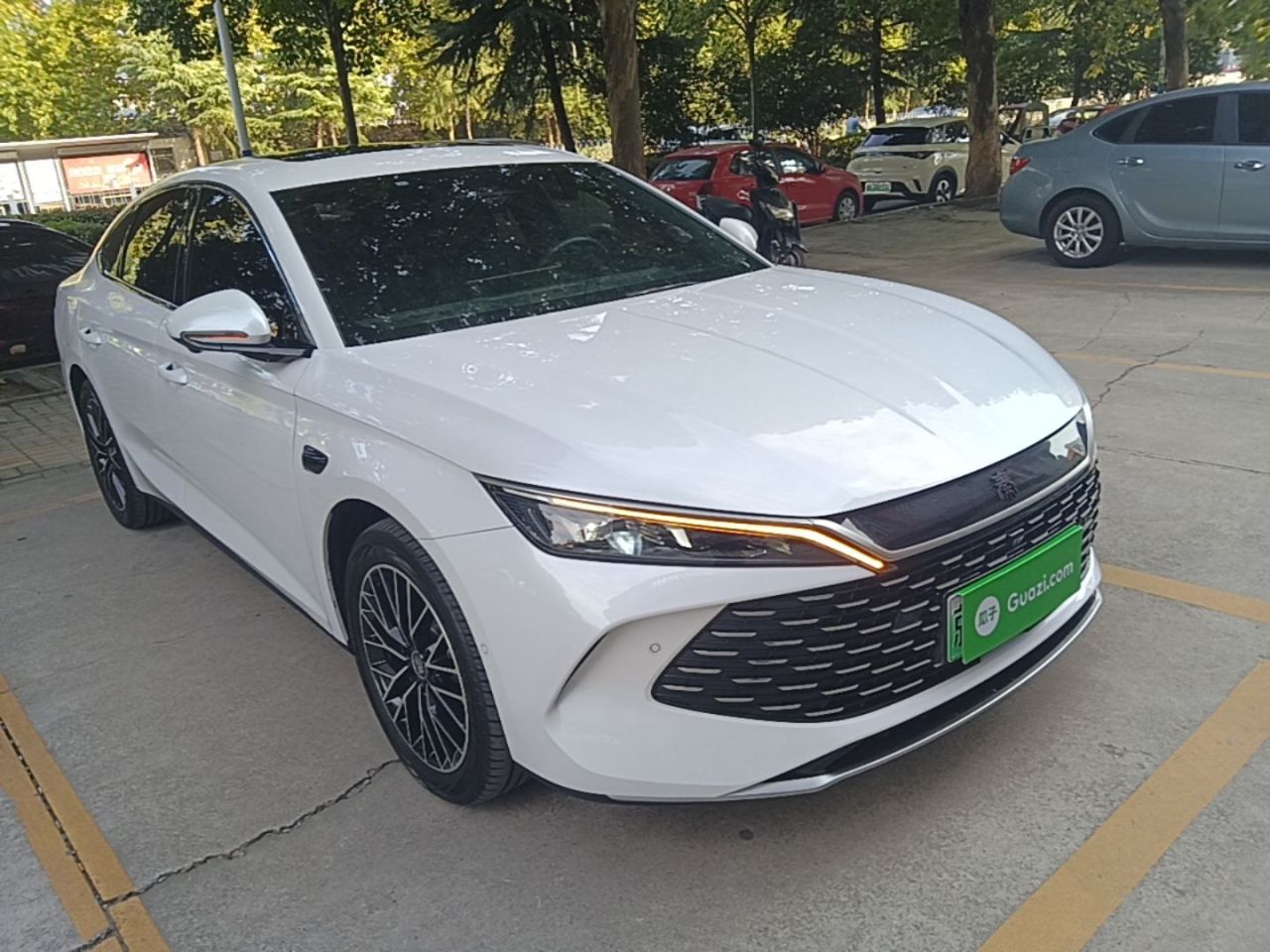 Qin L 2025 DM-i ADAS 120KM Excellence photo 3