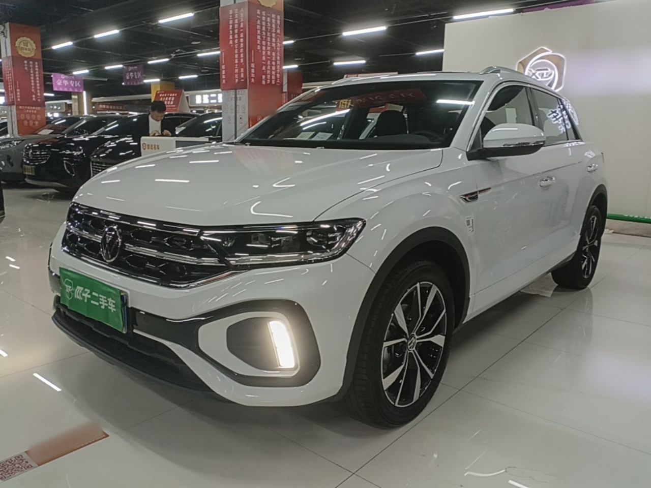 T-Roc 2025 300TSI DSG RWD