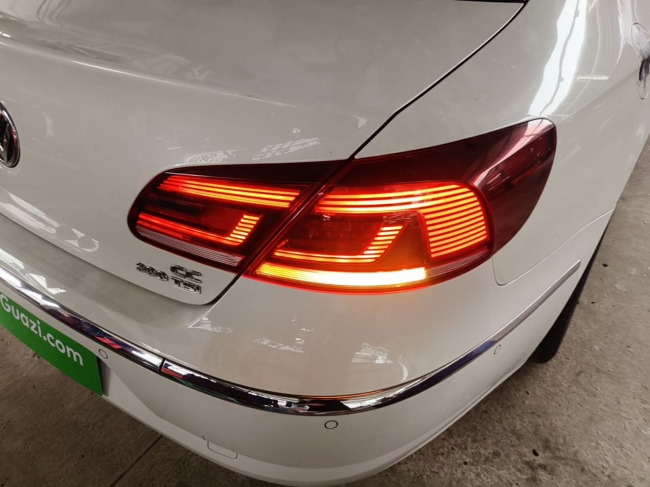 FAW-Volkswagen CC 2018 1.8TSI Luxury photo 2