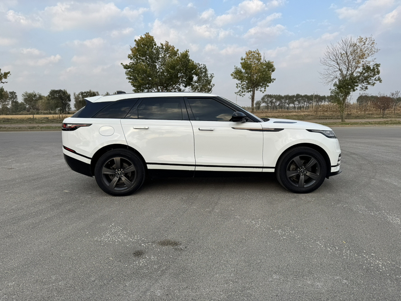Range Rover Velar 2020 P250 R-DYNAMIC S photo 5