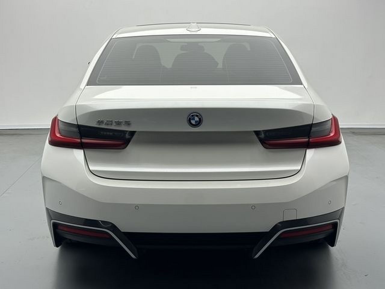 i3 2022 eDrive 35 L photo 4