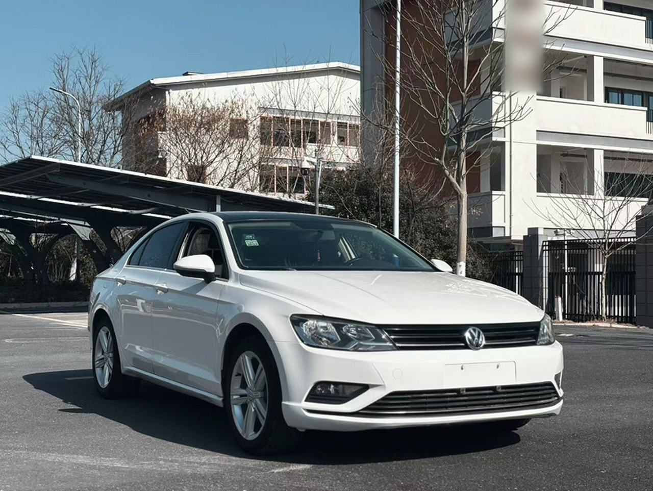 Lamando 2015 280TSI DSG Comfort photo 2