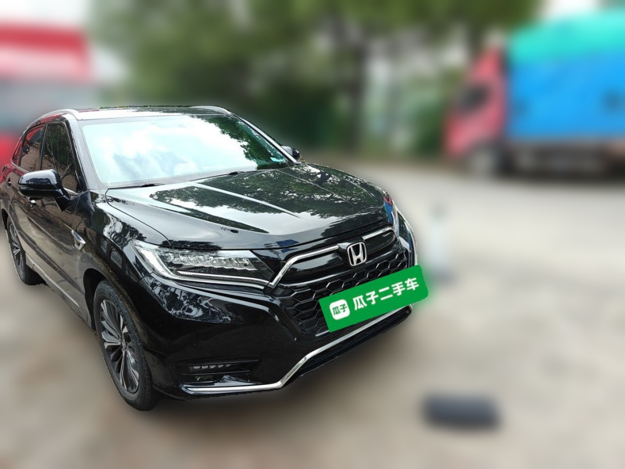 UR-V 2020 370TURBO RWD photo 3