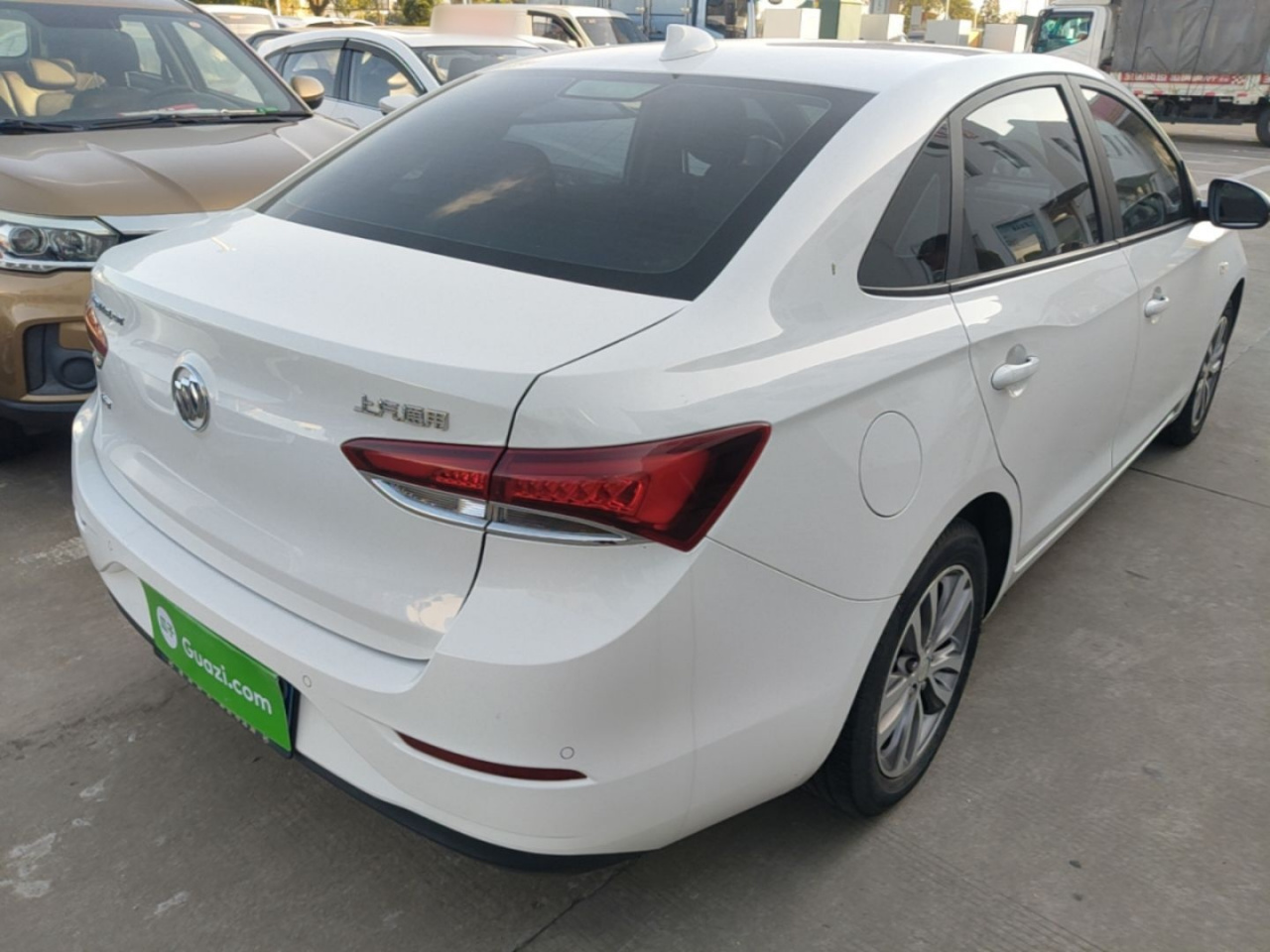 Excelle 2019 18T AT Elite China V photo 4