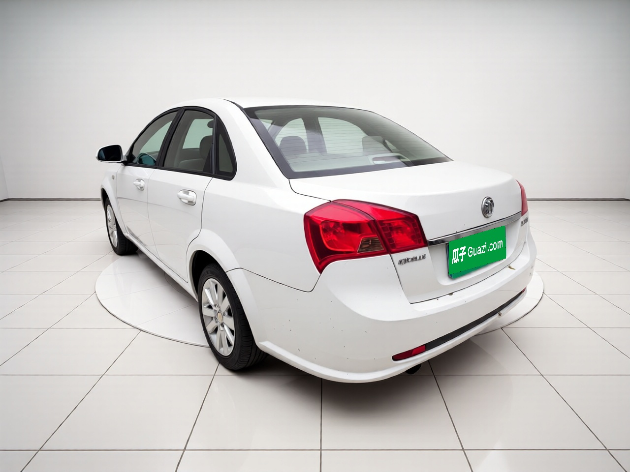 Excelle 2015 1.5L AT Classic photo 4