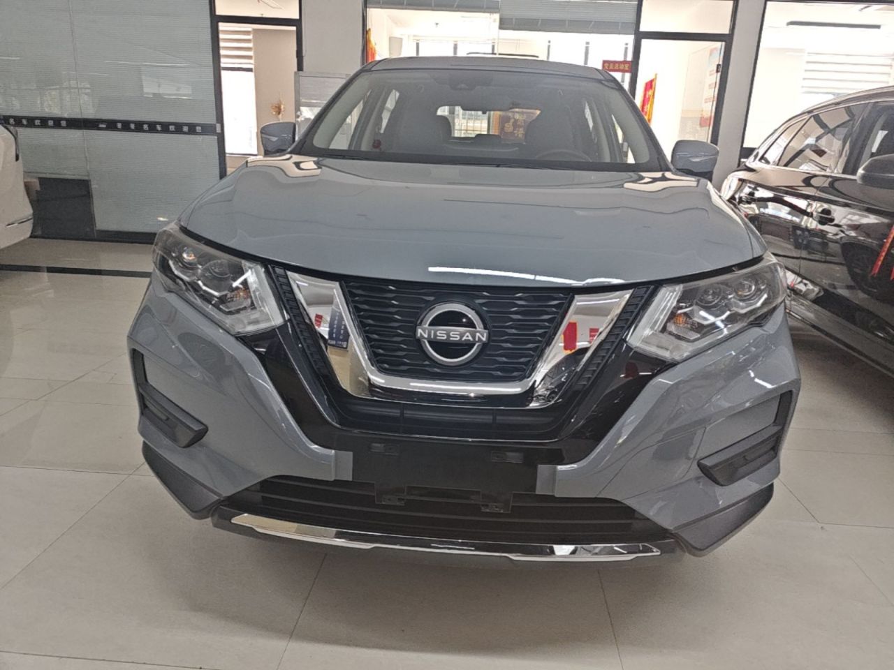 X-Trail 2025 2.0L RWD Leading photo 2