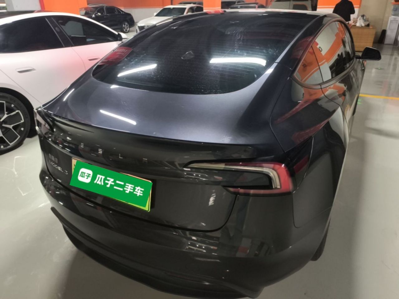 Model 3 2023 RWD photo 4