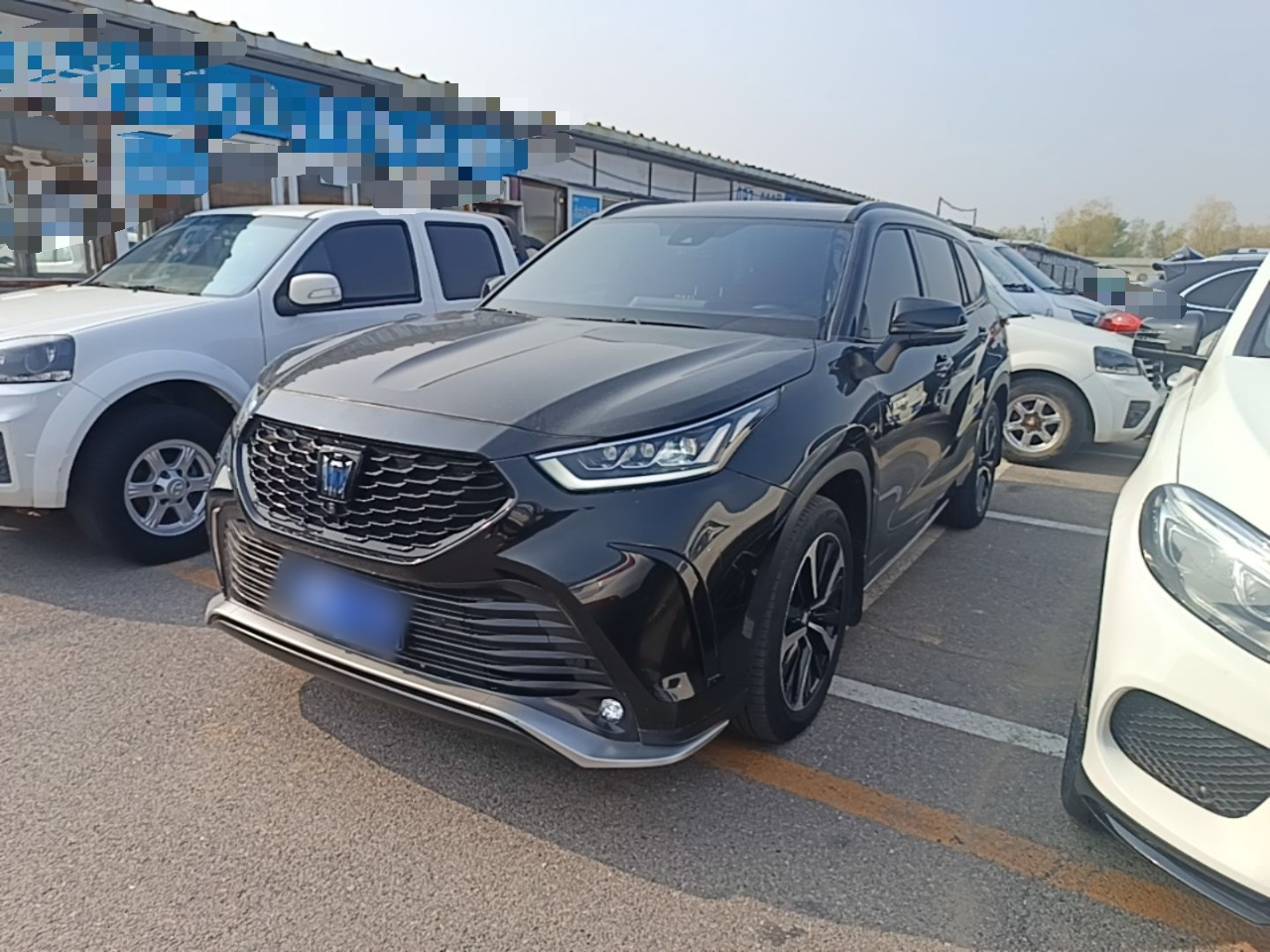 Crown 2023 2.5L HEV AWD Premium