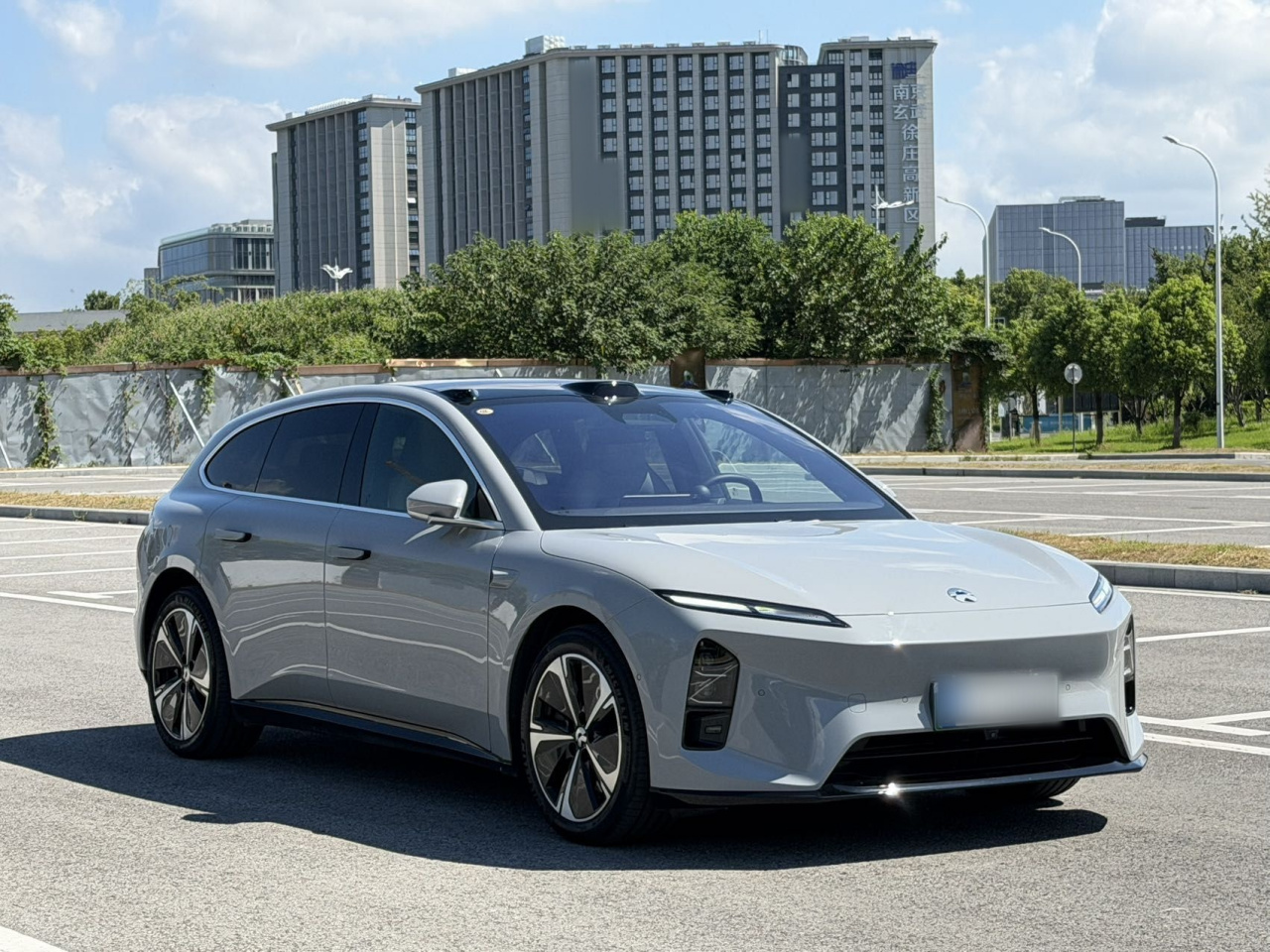 ET5T 2025 75kWh Touring photo 3