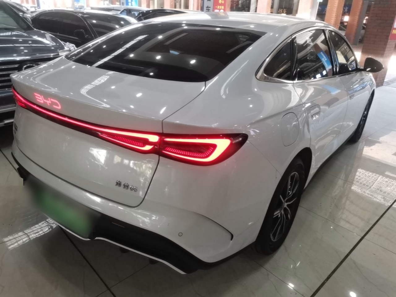 Seal 06 EV 2024 DM-i 80KM Premium photo 4