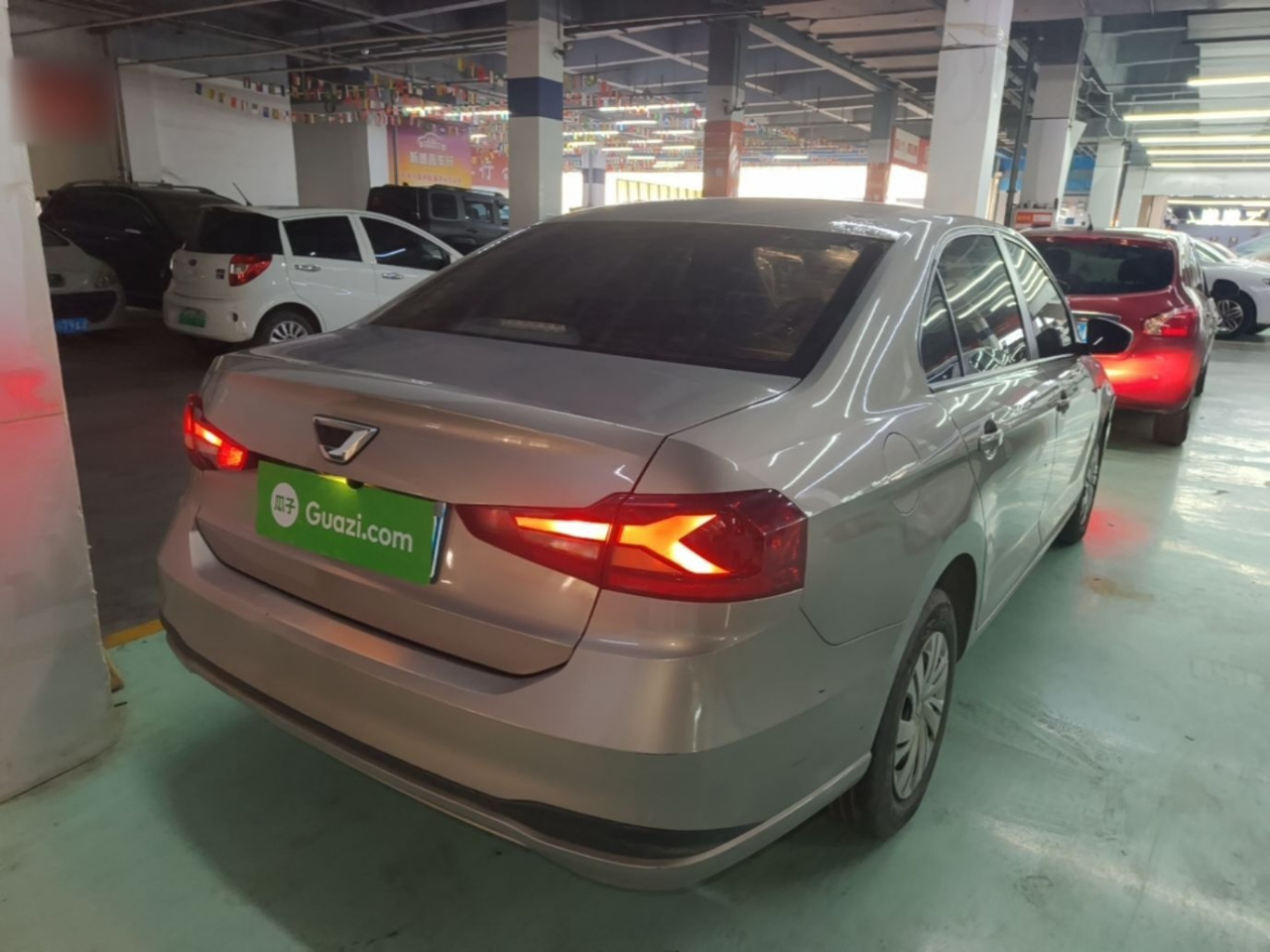 VA3 2021 1.5L AT photo 4