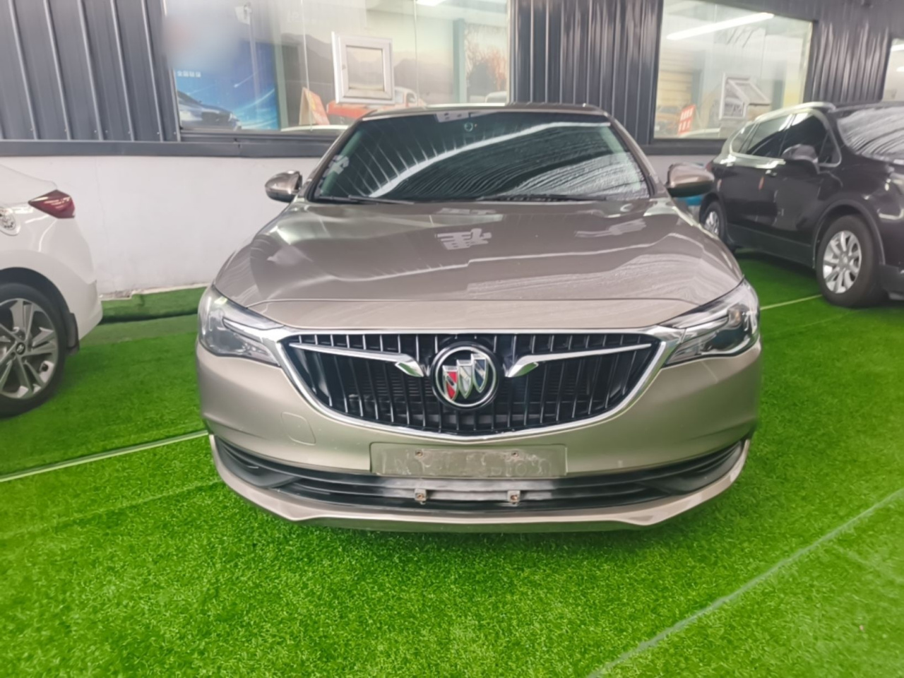 Excelle 2021 Facelift Classic 1.5L AT Elite photo 2