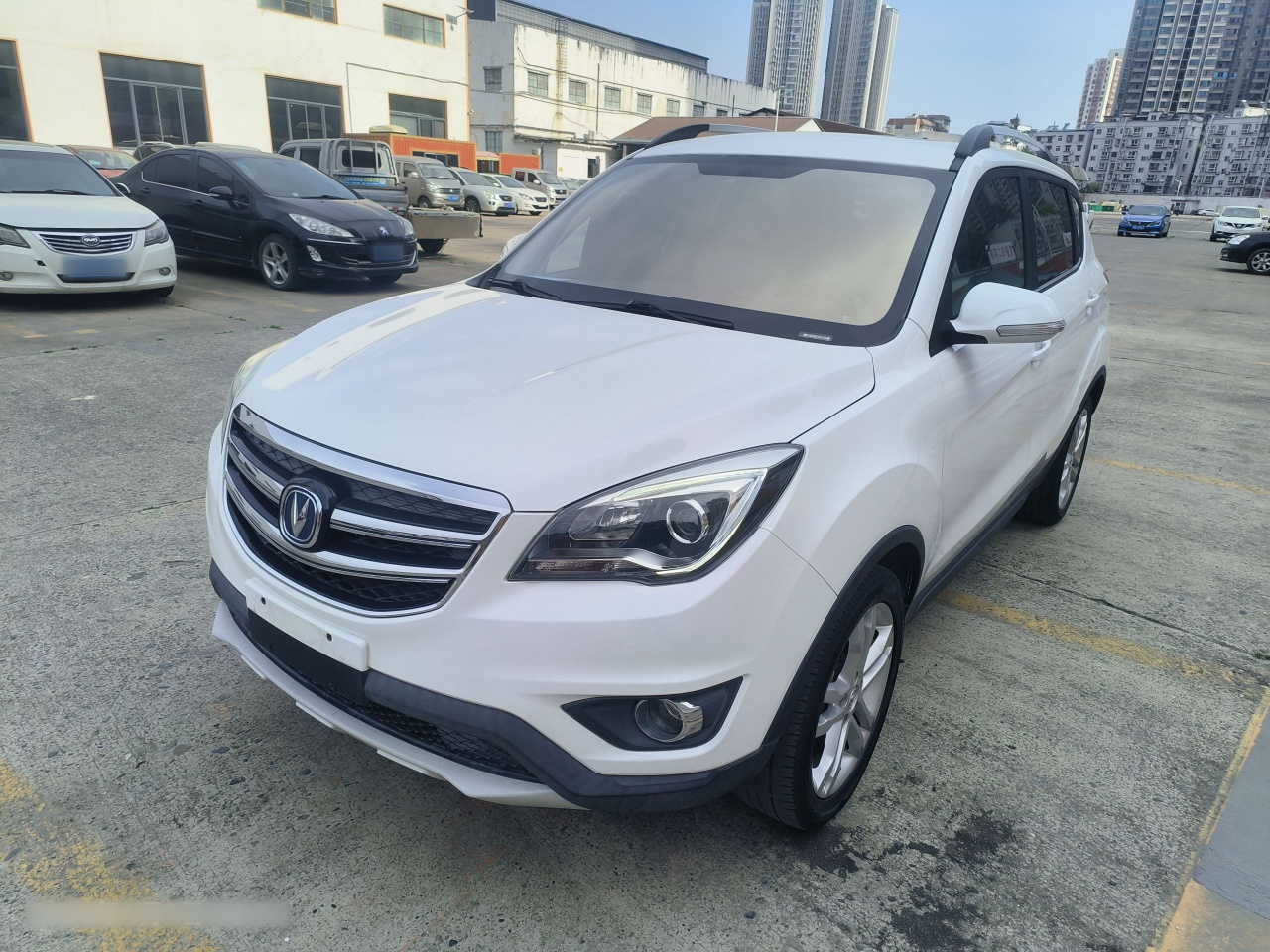 CS35 2017 1.6L MT Luxury