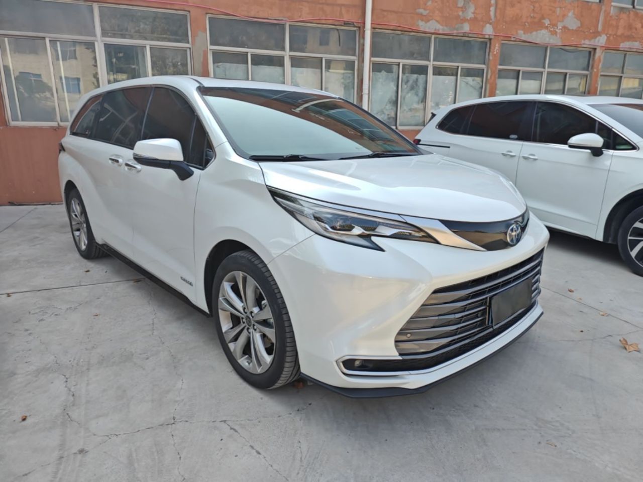 Sienna 2021 2.5L Hybrid Premium photo 3