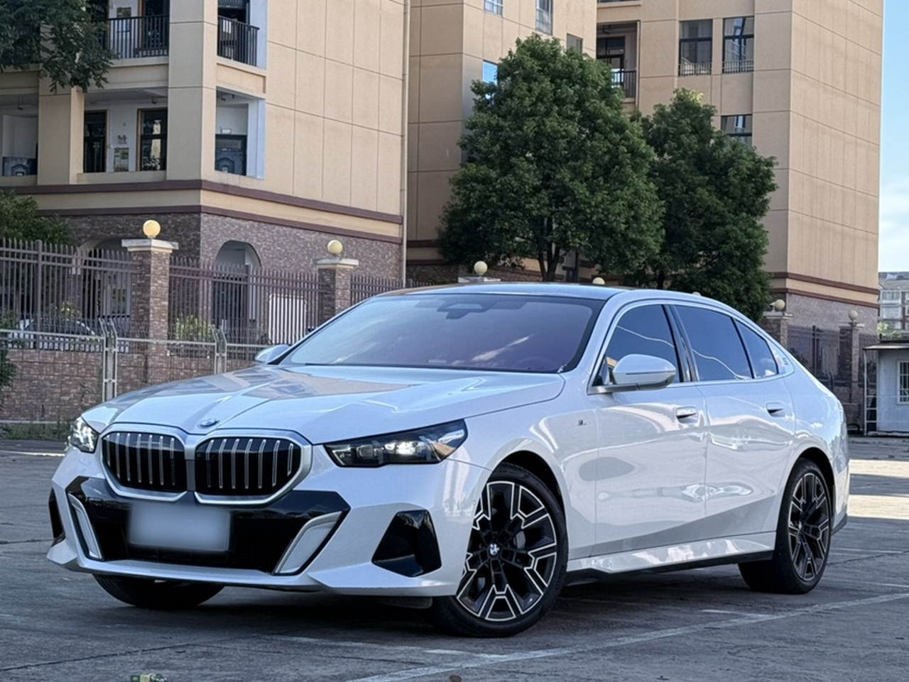 5 Series 2024 530Li Exclusive M Sport Package
