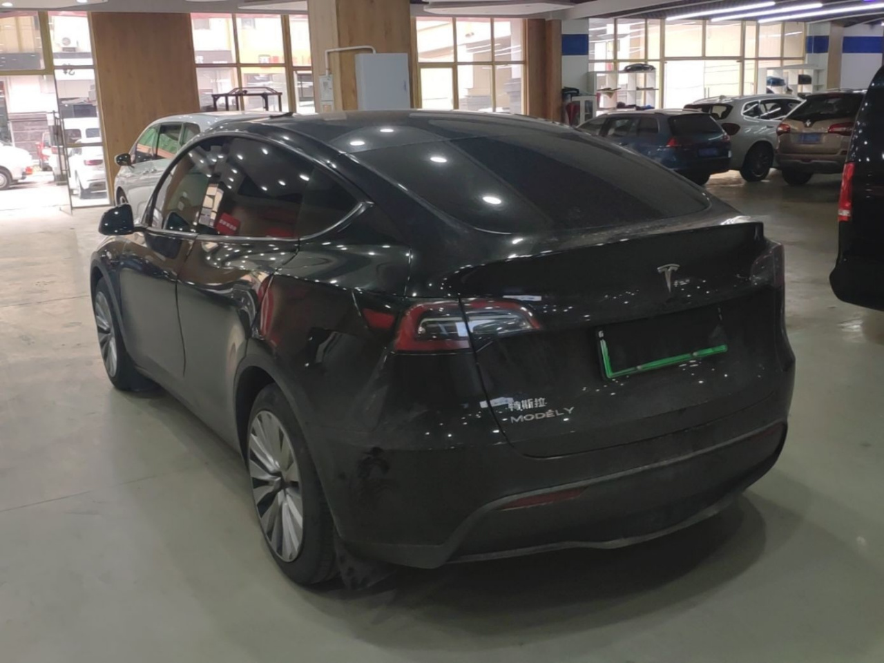 Model Y 2022 RWD photo 4