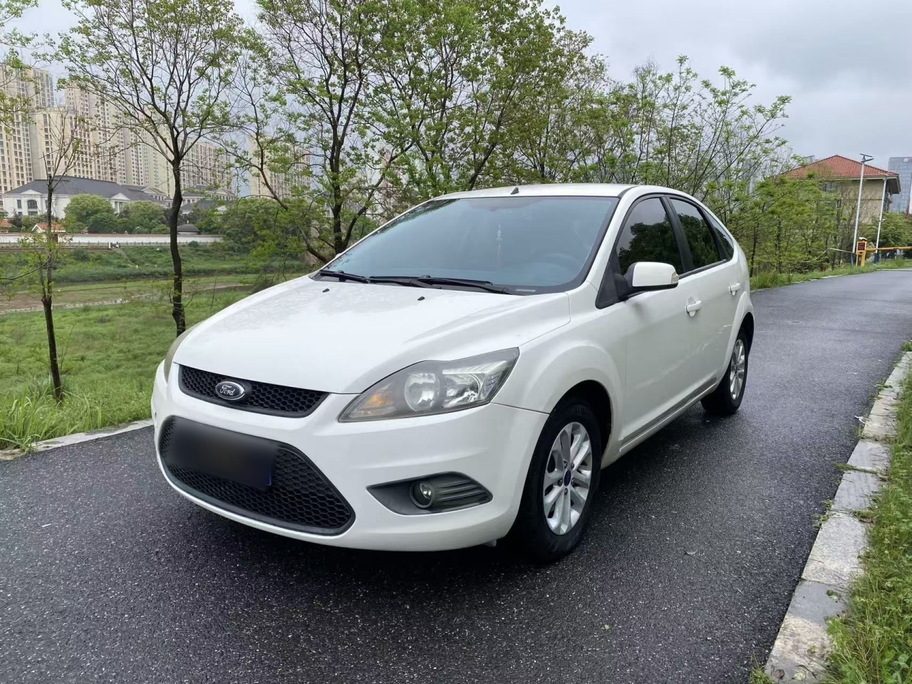 Focus 2013 Hatchback Classic 1.8L AT
