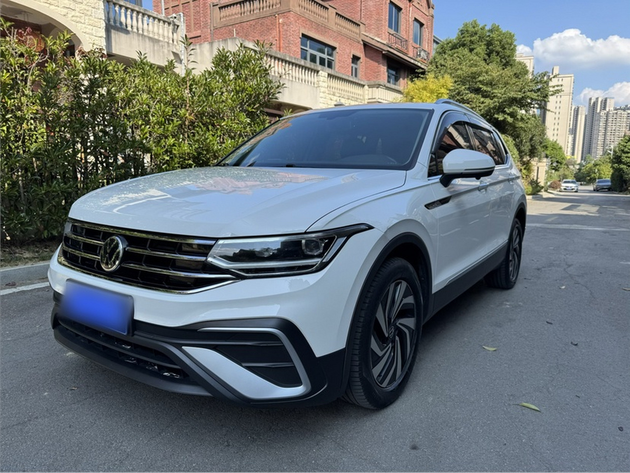 Tiguan L 2021 330TSI AT RWD Smart