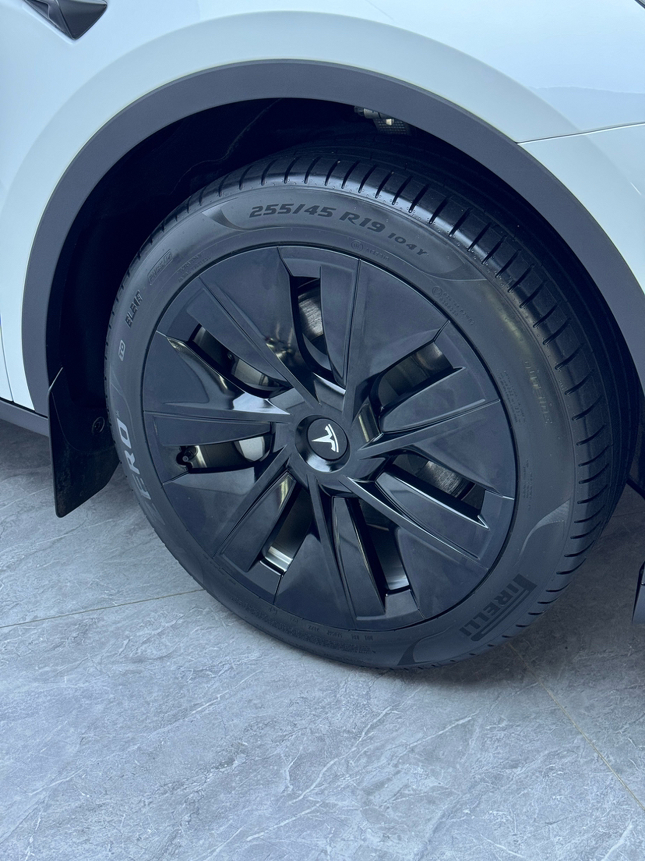 Model Y 2022 RWD photo 2