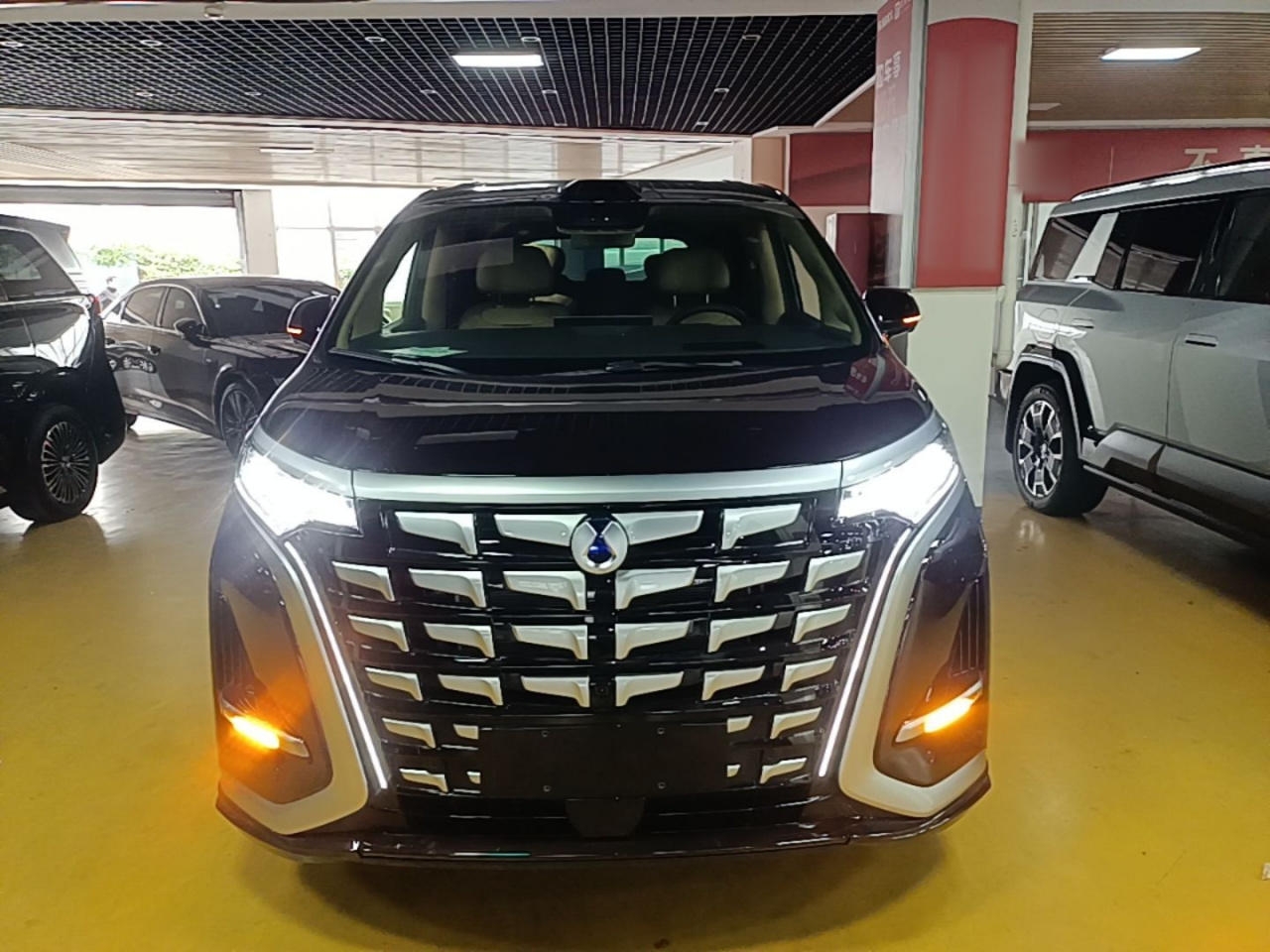 D9 2026 2nd Gen DM-i AWD Premium photo 2