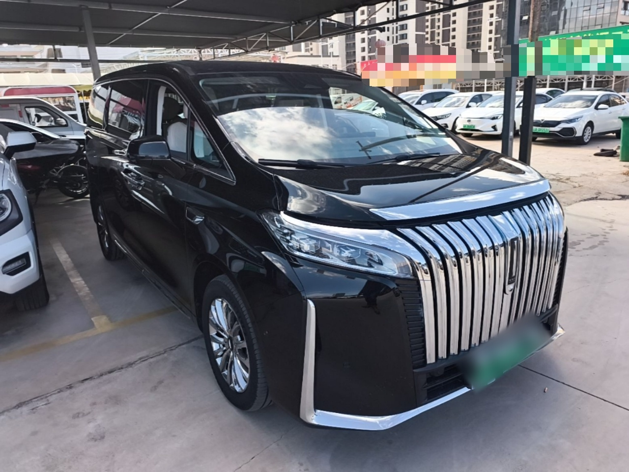 2023 AWD Flagship photo 3