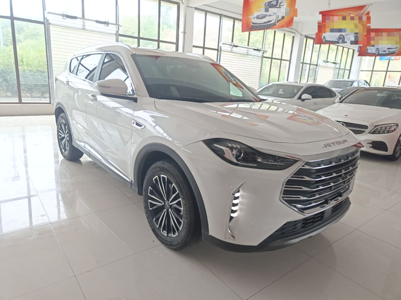 X70 PLUS 2021 Facelift 1.5T DCTPRO 5-Seater photo 3
