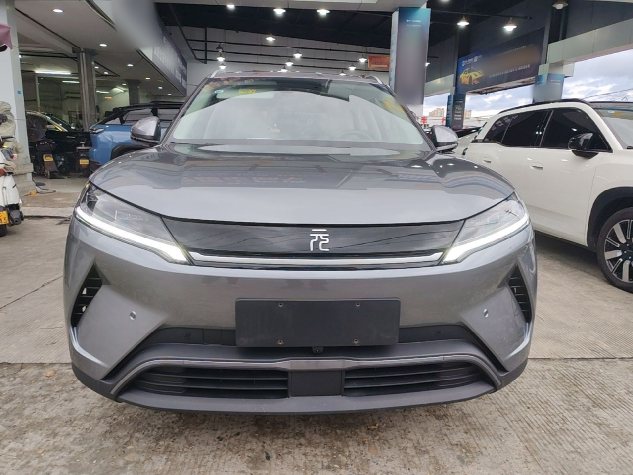 Yuan UP 2025 ADAS 401KM photo 2