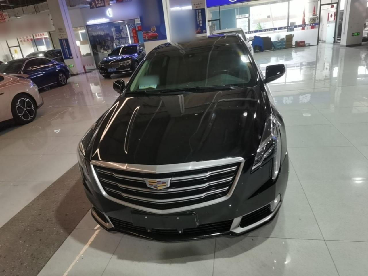 XTS 2018 28T Elite photo 2