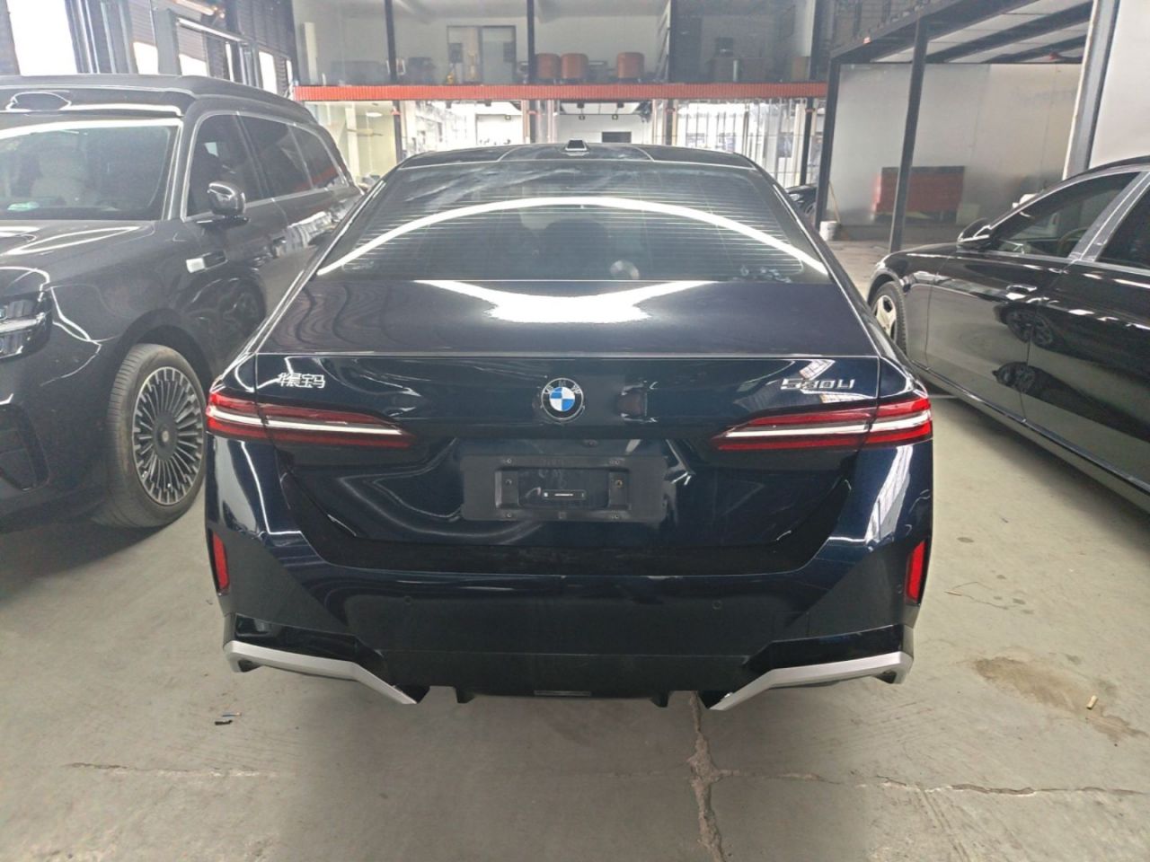 5 Series 2025 530Li Exclusive M Sport Package photo 5