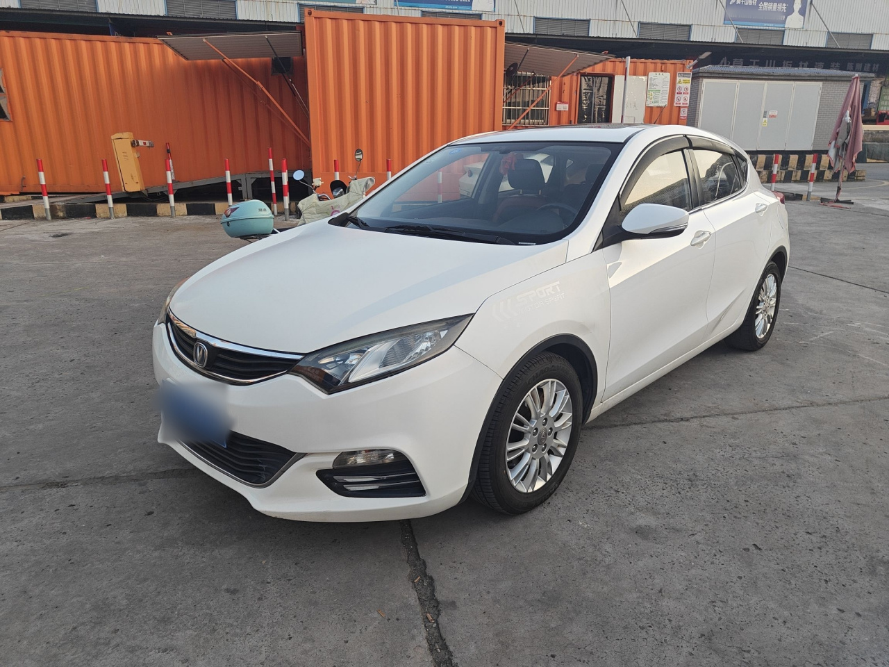 Eado 2013 1.6L MT IV